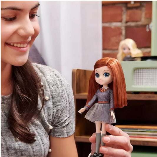 MUÑECO ARTICULADO ORIGINAL – GINNY WEASLEY (20 CM)